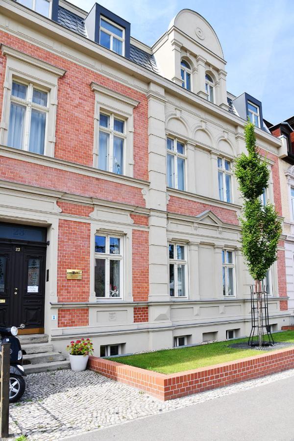 Jethon Studio-Appartement Im Gruenen Bernburg Luaran gambar