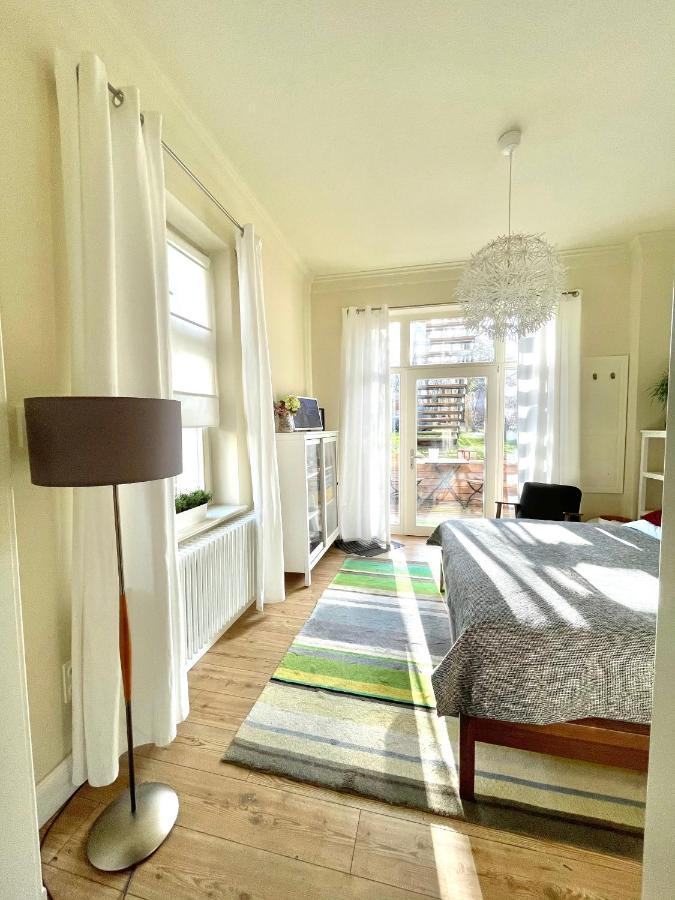 Jethon Studio-Appartement Im Gruenen Bernburg Luaran gambar